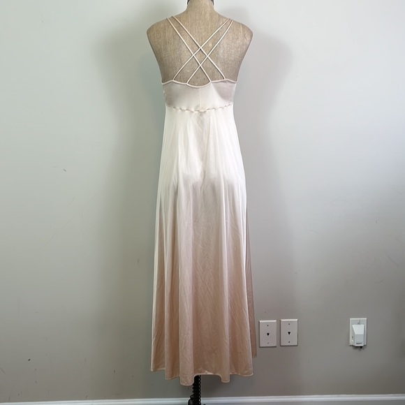 Vintage Vanity Fair Nightgown Slip Dress Women Sz 34 Champagne Maxi Made in USA - Picture 5 of 7